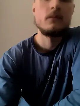 Snapshot of hardgun_ chatting on December 2024 08:00:01 AM hardgun online show from December 2024 08:00:01 AM