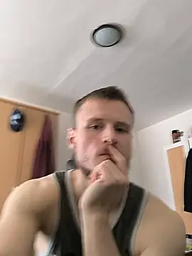 Snapshot of hardgun_ chatting on July 2026 03:29:02 PM hardgun online show from July 2026 03:29:02 PM
