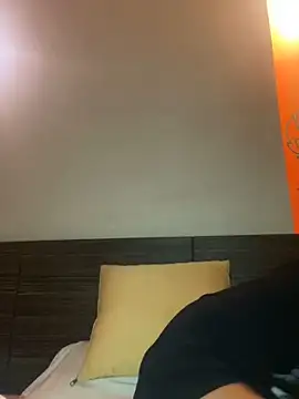 English-Chloe96 online show from March 2025 01:40:01 PM