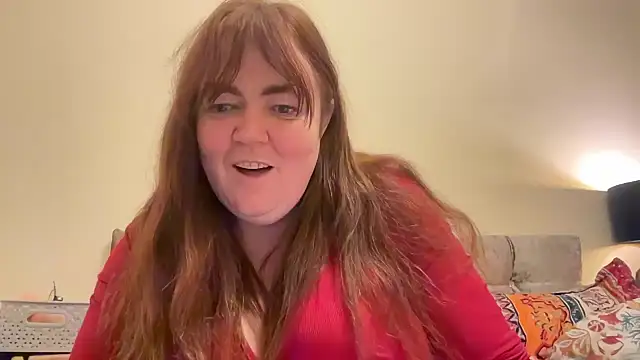 curvy-milf-abbie online show from December 2024 04:15:02 PM