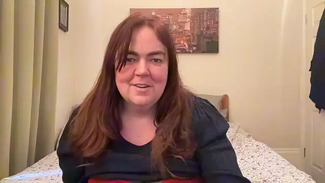 curvy-milf-abbie online show from February 2025 12:01:02 PM