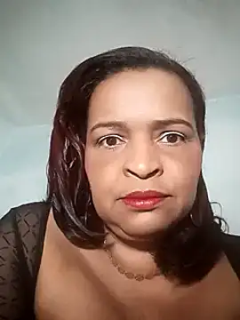 Snapshot of _violetta_- chatting on March 2025 10:24:01 PM violetta - online show from March 2025 10:24:01 PM