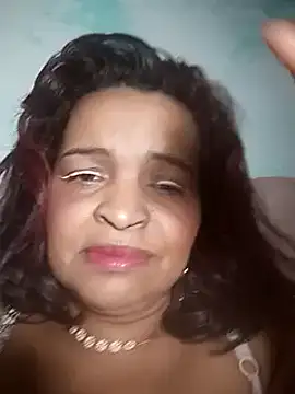 Snapshot of _violetta_- chatting on March 2025 09:25:02 PM violetta - online show from March 2025 09:25:02 PM