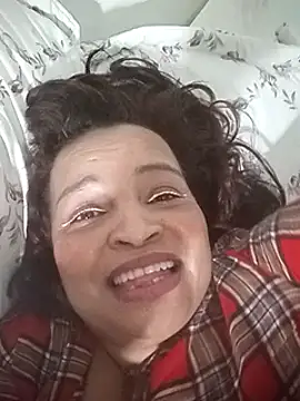 Snapshot of _violetta_- chatting on March 2025 05:50:02 PM violetta - online show from March 2025 05:50:02 PM