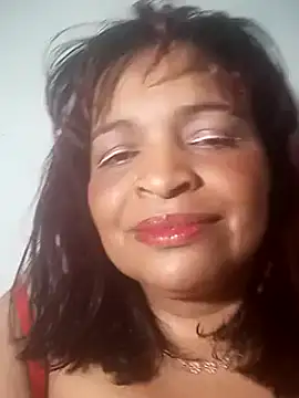 Snapshot of _violetta_- chatting on March 2025 09:37:01 PM violetta - online show from March 2025 09:37:01 PM