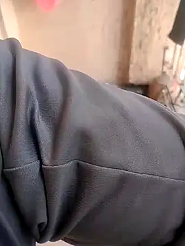 Vinay-kumar89 online show from December 2025 07:15:02 AM