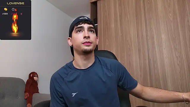 zenn rush1 online show from December 2024 12:30:02 PM