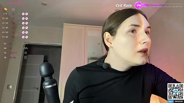 Maria Bowie online show from October 2025 07:39:01 AM