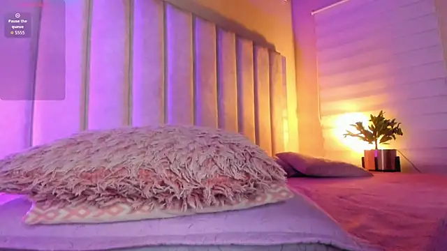 Snapshot of lil_hanna18 chatting on October 2025 10:04:01 AM lil hanna18 online show from October 2025 10:04:01 AM