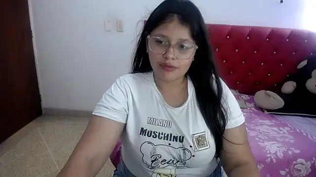 Snapshot of angel_barbie_1 chatting on June 2026 02:54:02 PM angel barbie 1 online show from June 2026 02:54:02 PM