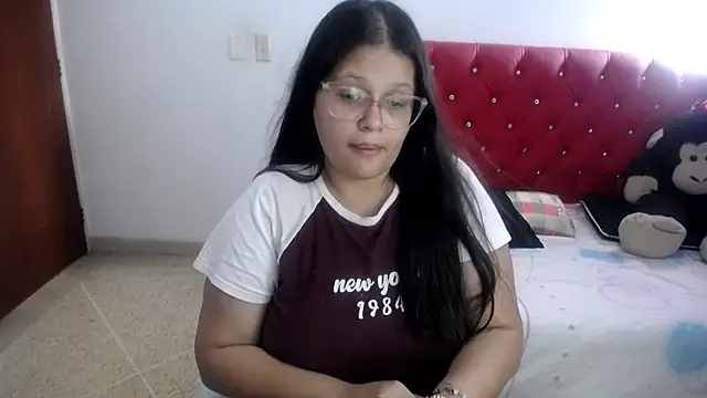Snapshot of angel_barbie_1 chatting on June 2026 03:13:01 PM angel barbie 1 online show from June 2026 03:13:01 PM