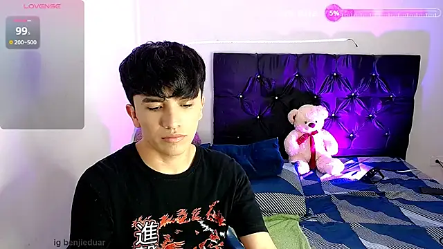 benji hoter online show from September 2025 09:40:02 PM