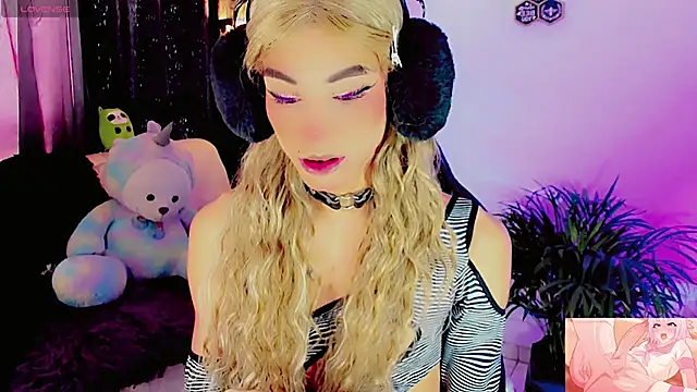 dollswit01 online show from March 2026 02:57:01 PM