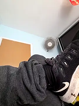 Chneor28 online show from January 2026 09:24:02 AM