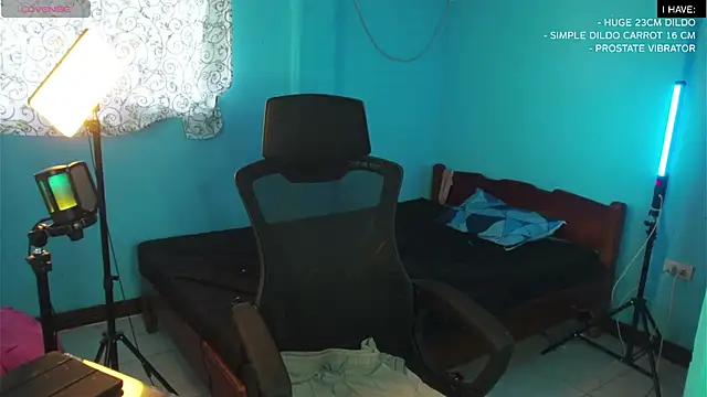 mickeypict online show from February 2025 03:47:02 AM