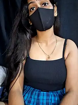 Garima G online show from December 2024 01:13:02 PM