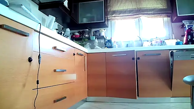 Snapshot of Kalia_Cross chatting on October 2025 01:18:02 PM Kalia Cross online show from October 2025 01:18:02 PM