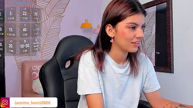 Snapshot of JasmineHarris chatting on December 2024 12:05:02 PM JasmineHarris online show from December 2024 12:05:02 PM