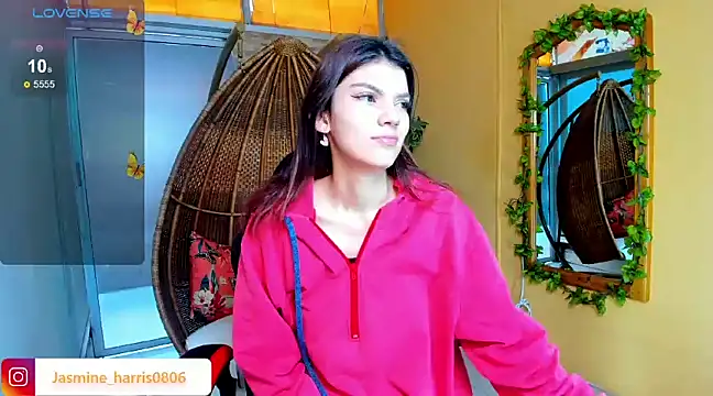 Snapshot of JasmineHarris chatting on January 2025 11:41:02 AM JasmineHarris online show from January 2025 11:41:02 AM