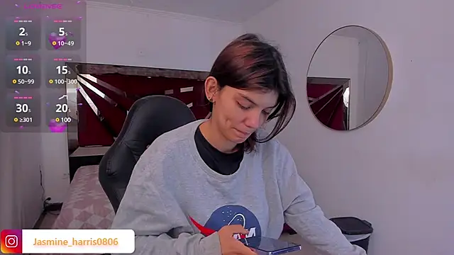 Snapshot of JasmineHarris chatting on February 2025 11:28:02 AM JasmineHarris online show from February 2025 11:28:02 AM