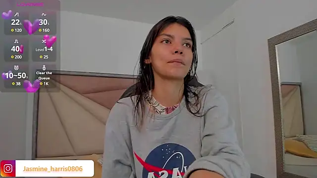 Snapshot of JasmineHarris chatting on February 2025 11:52:01 AM JasmineHarris online show from February 2025 11:52:01 AM