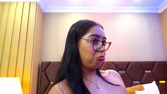 DevonPiers online show from January 2025 06:52:01 PM