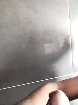 max pane98 online show from October 2025 05:51:02 AM