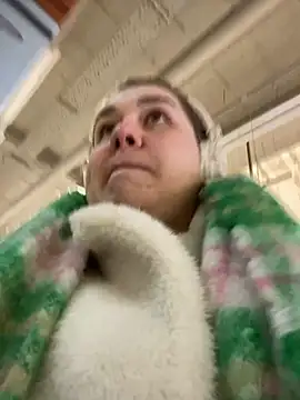 SuzieMurray online show from March 2025 11:12:02 AM