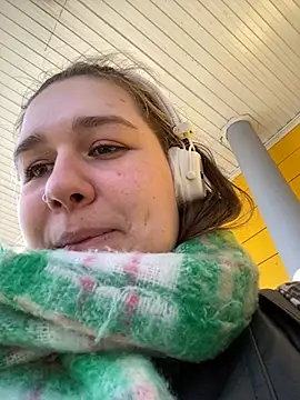 SuzieMurray online show from March 2025 11:21:02 AM