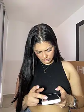 kimberlyhills1 online show from November 2025 09:19:01 PM