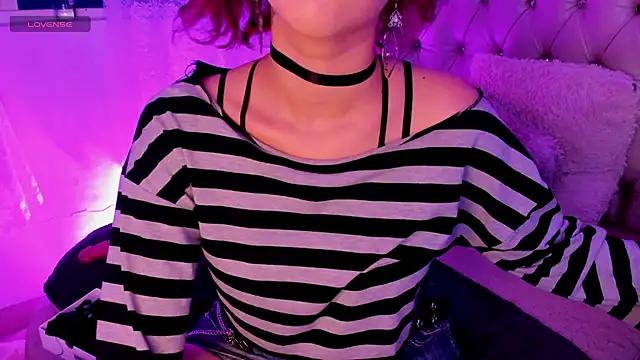 AlexaFoxy18 online show from March 2025 04:46:01 AM