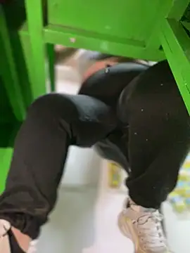 Snapshot of Tatiana_O chatting on February 2025 04:10:01 PM Tatiana O online show from February 2025 04:10:01 PM