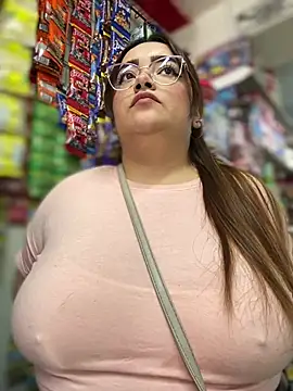 Snapshot of Tatiana_O chatting on March 2025 04:13:02 PM Tatiana O online show from March 2025 04:13:02 PM