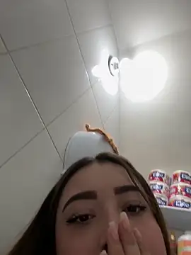 Snapshot of Tatiana_O chatting on September 2025 06:10:01 PM Tatiana O online show from September 2025 06:10:01 PM