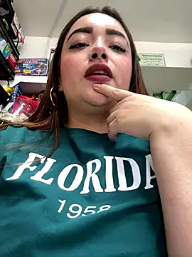 Snapshot of Tatiana_O chatting on September 2025 05:05:02 PM Tatiana O online show from September 2025 05:05:02 PM