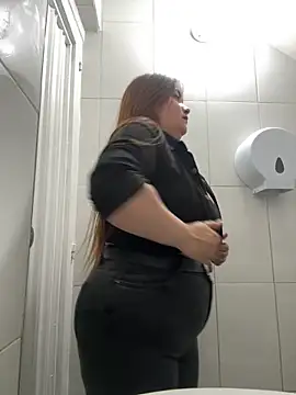 Snapshot of Tatiana_O chatting on September 2025 11:09:02 PM Tatiana O online show from September 2025 11:09:02 PM