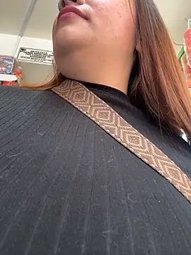 Snapshot of Tatiana_O chatting on November 2025 02:42:02 PM Tatiana O online show from November 2025 02:42:02 PM