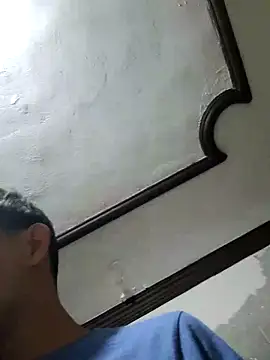 charlesss19 online show from November 2025 12:05:01 PM