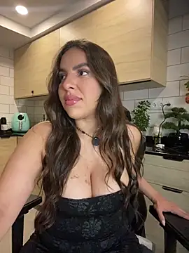 brazilianbbinuk online show from November 2025 09:35:02 PM