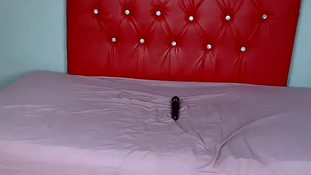 EbonyBentley online show from September 2025 06:35:02 PM