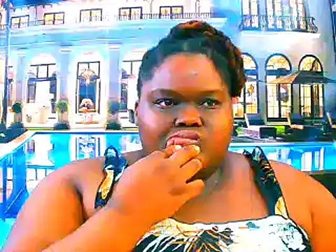 Snapshot of EbonyHotBuns chatting on February 2026 07:01:01 AM EbonyHotBuns online show from February 2026 07:01:01 AM