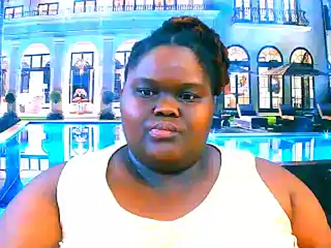 Snapshot of EbonyHotBuns chatting on February 2026 07:07:01 PM EbonyHotBuns online show from February 2026 07:07:01 PM