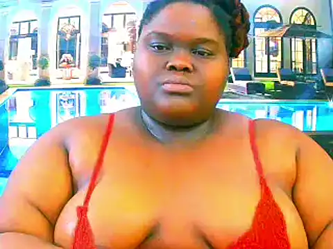 Snapshot of EbonyHotBuns chatting on February 2026 09:05:02 AM EbonyHotBuns online show from February 2026 09:05:02 AM
