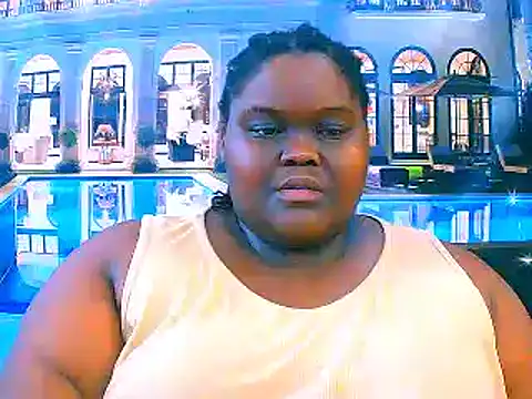 Snapshot of EbonyHotBuns chatting on February 2026 09:27:01 AM EbonyHotBuns online show from February 2026 09:27:01 AM