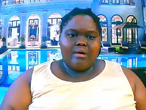 Snapshot of EbonyHotBuns chatting on February 2026 05:27:01 AM EbonyHotBuns online show from February 2026 05:27:01 AM
