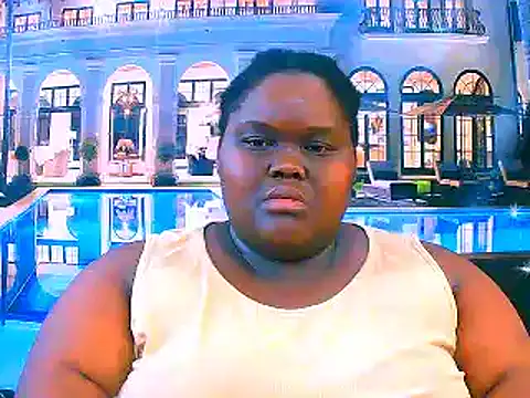 Snapshot of EbonyHotBuns chatting on February 2026 07:01:02 PM EbonyHotBuns online show from February 2026 07:01:02 PM