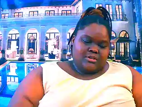 Snapshot of EbonyHotBuns chatting on April 2026 08:53:01 PM EbonyHotBuns online show from April 2026 08:53:01 PM