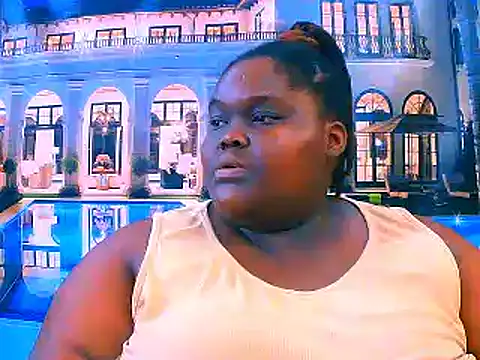 Snapshot of EbonyHotBuns chatting on April 2026 06:27:01 AM EbonyHotBuns online show from April 2026 06:27:01 AM