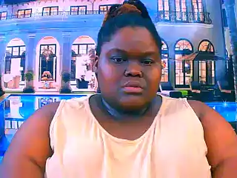 Snapshot of EbonyHotBuns chatting on April 2026 06:39:01 AM EbonyHotBuns online show from April 2026 06:39:01 AM