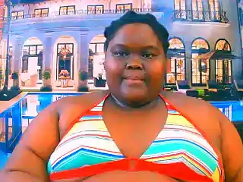 Snapshot of EbonyHotBuns chatting on May 2026 07:08:01 PM EbonyHotBuns online show from May 2026 07:08:01 PM